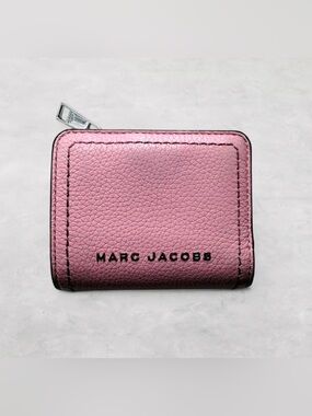 Marc Jacobs Leather Wallet Metallic Pink